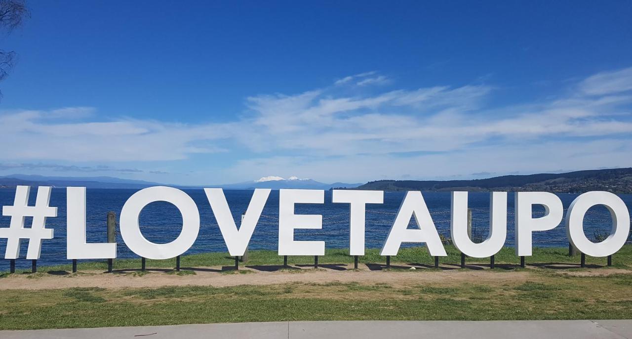 Lakeview Lookout Taupo Exterior photo